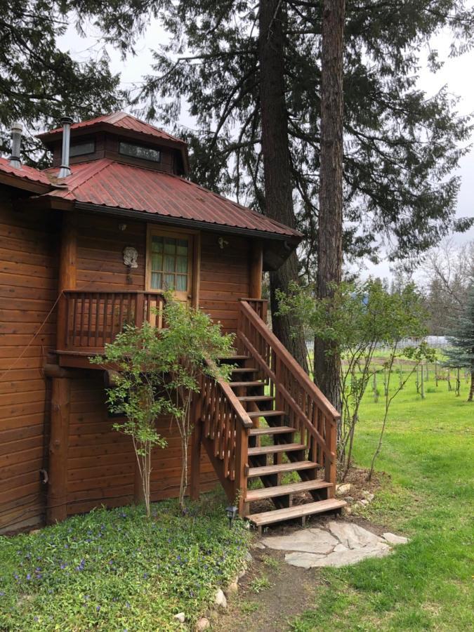 China Bend Winery Bed And Breakfast Kettle Falls エクステリア 写真